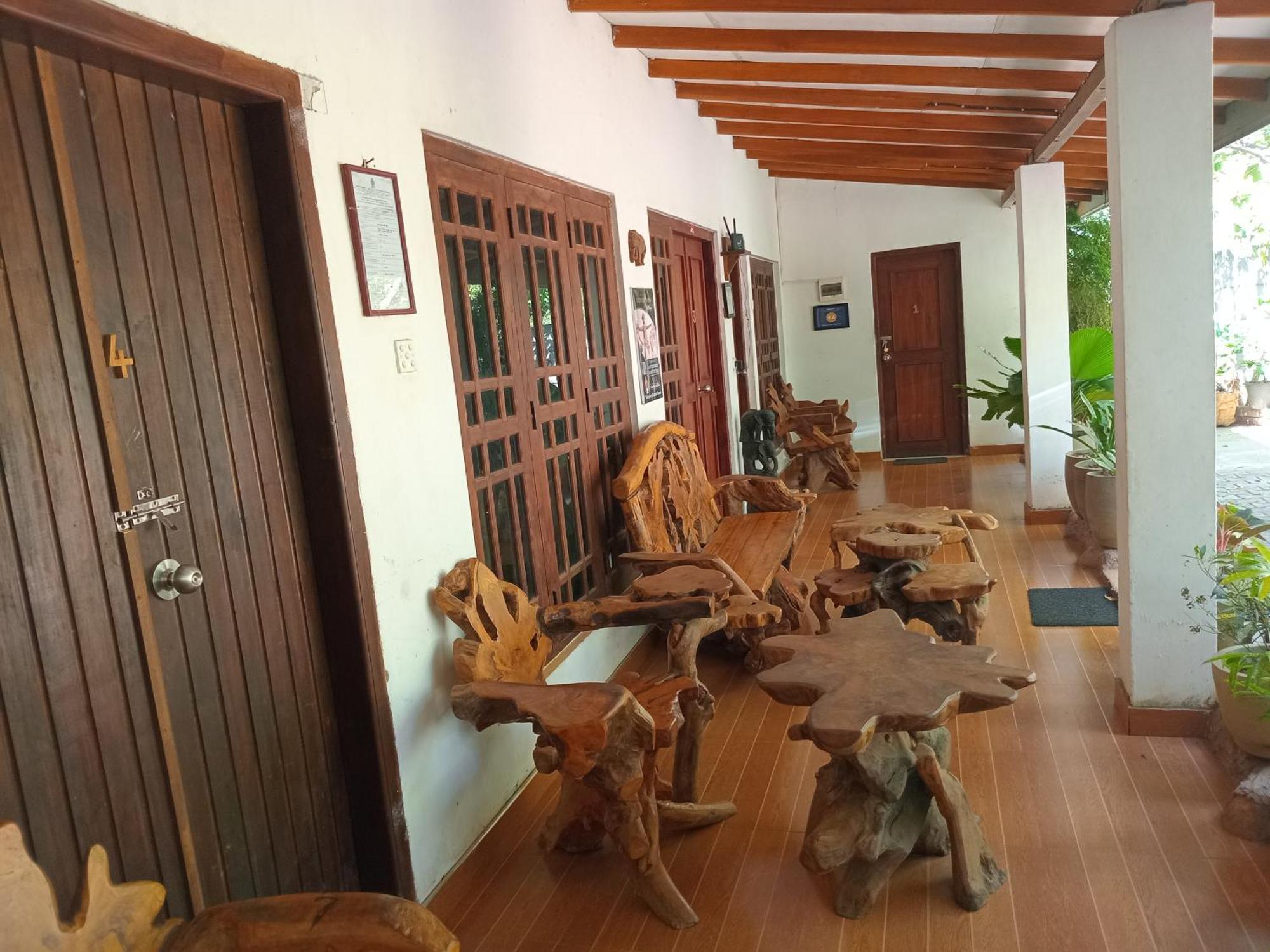 Habarana Dulwan Guest House Exterior foto